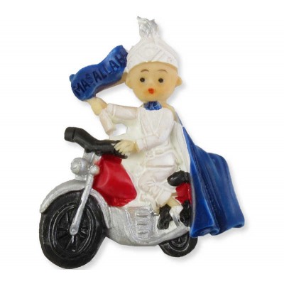 Kırmızı Motosikletli Sünnet Çocuğu