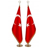 Makam Bayrağı, Türk Bayrağı